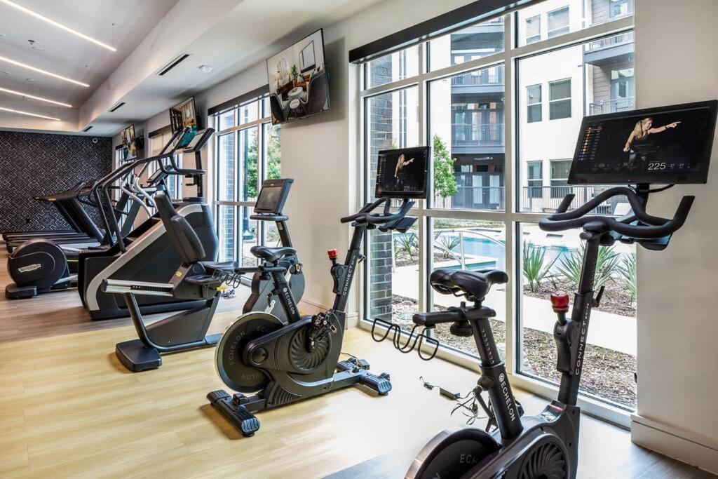 Love,Peace,And Relaxation 2 Bedroom Near Downtown Fort Worth Ngoại thất bức ảnh